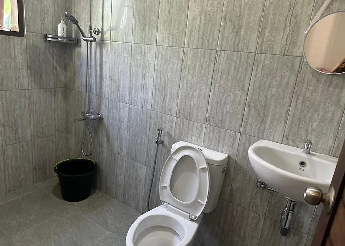 Hostal Vamana House